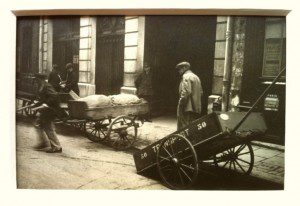 Germaine Krull: Petit Parisien